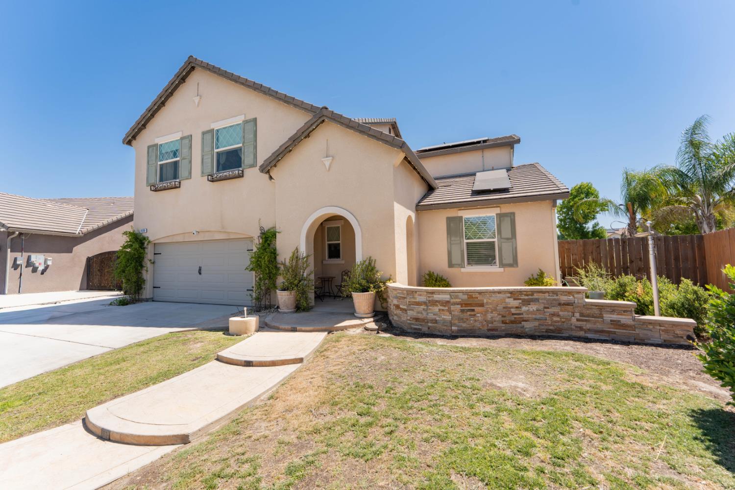 Single Family in Lemoore - photo 2