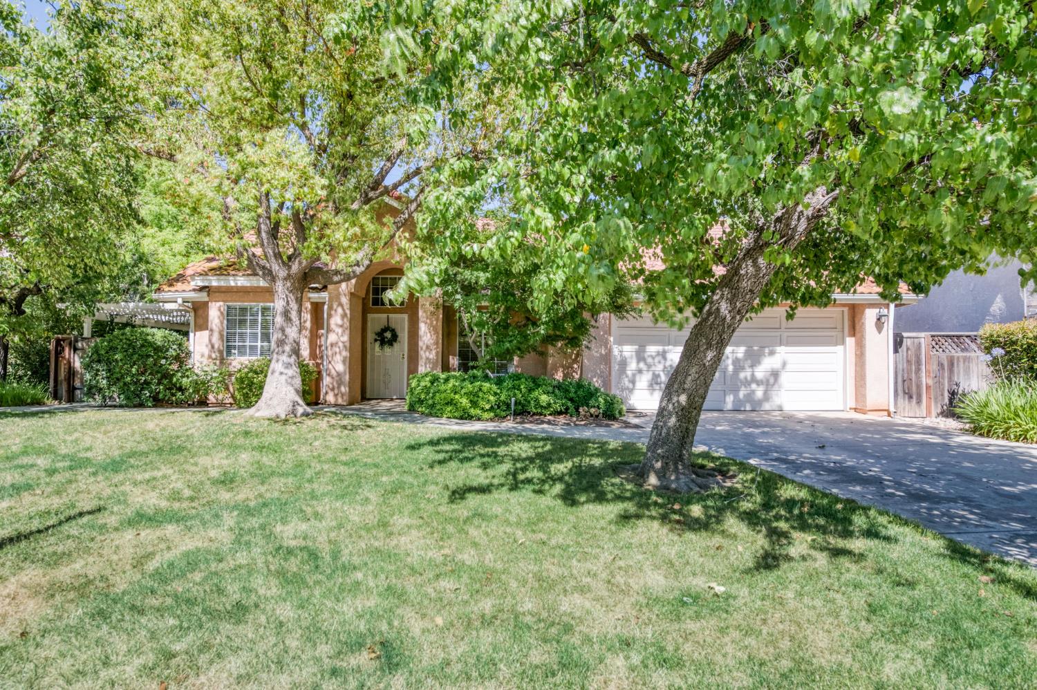 Single Family in Fresno - photo 3
