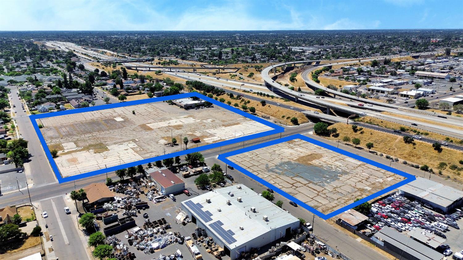 Commercial in Fresno - photo 3