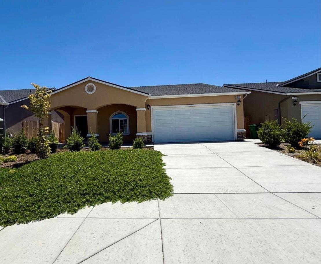 Featured listings