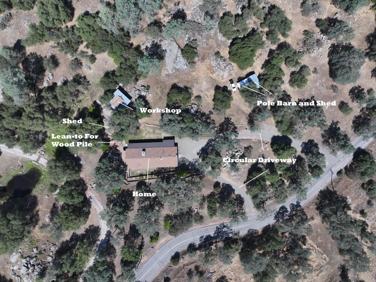 Single Family in Coarsegold - photo 2
