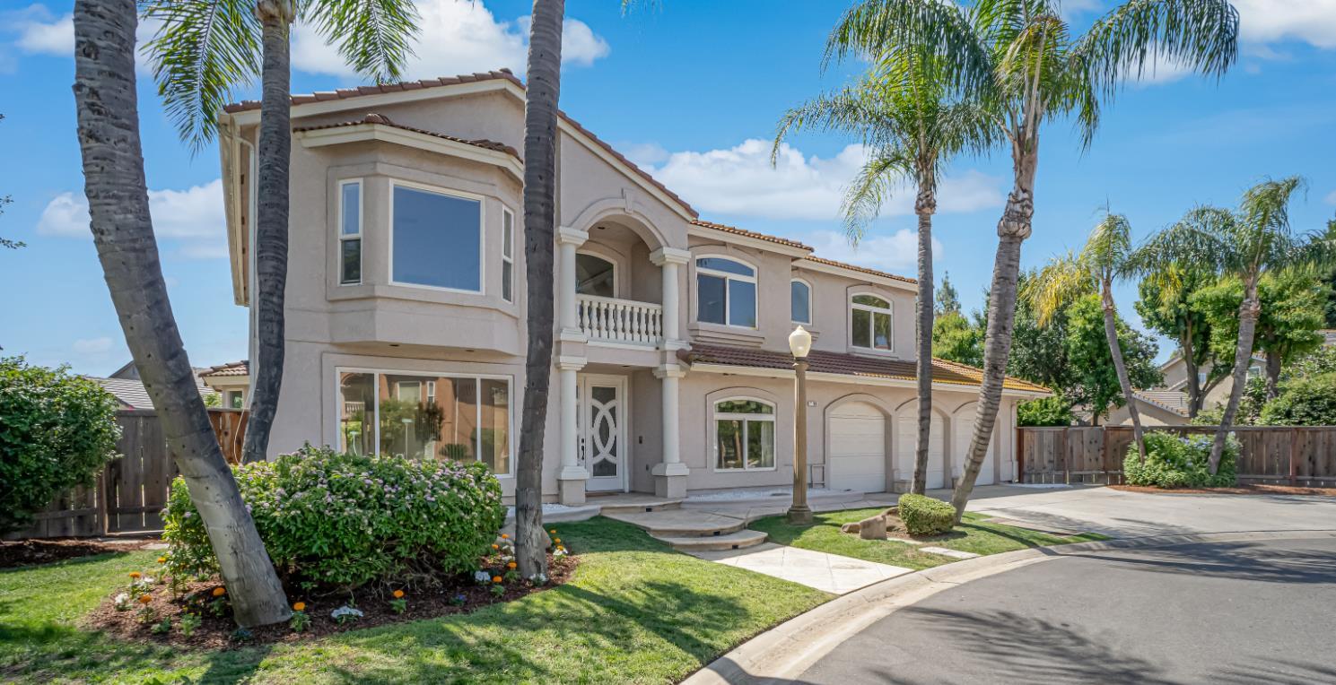 7188 N Stacia Avenue, Fresno CA 93720, Fresno