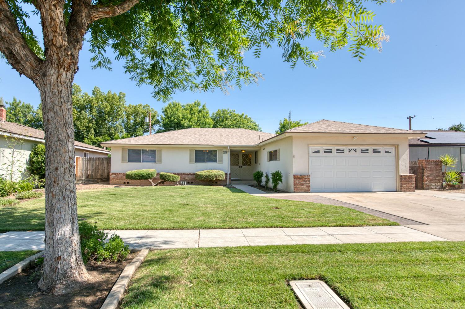 Single Family in Fresno - photo 3