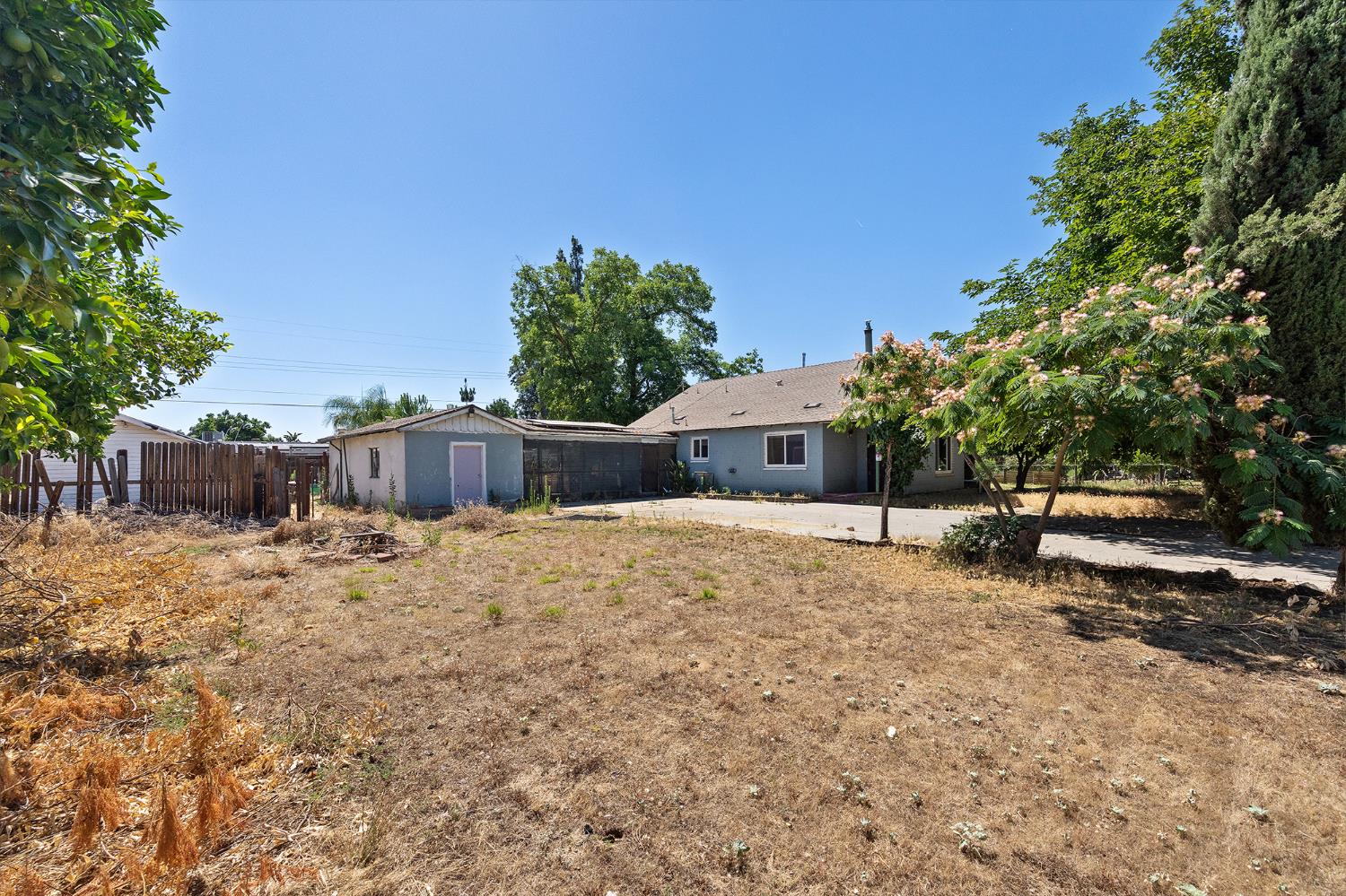 Single Family in Sanger