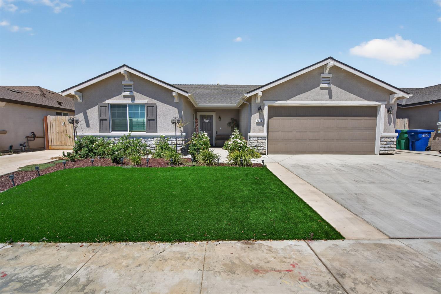 Featured listings