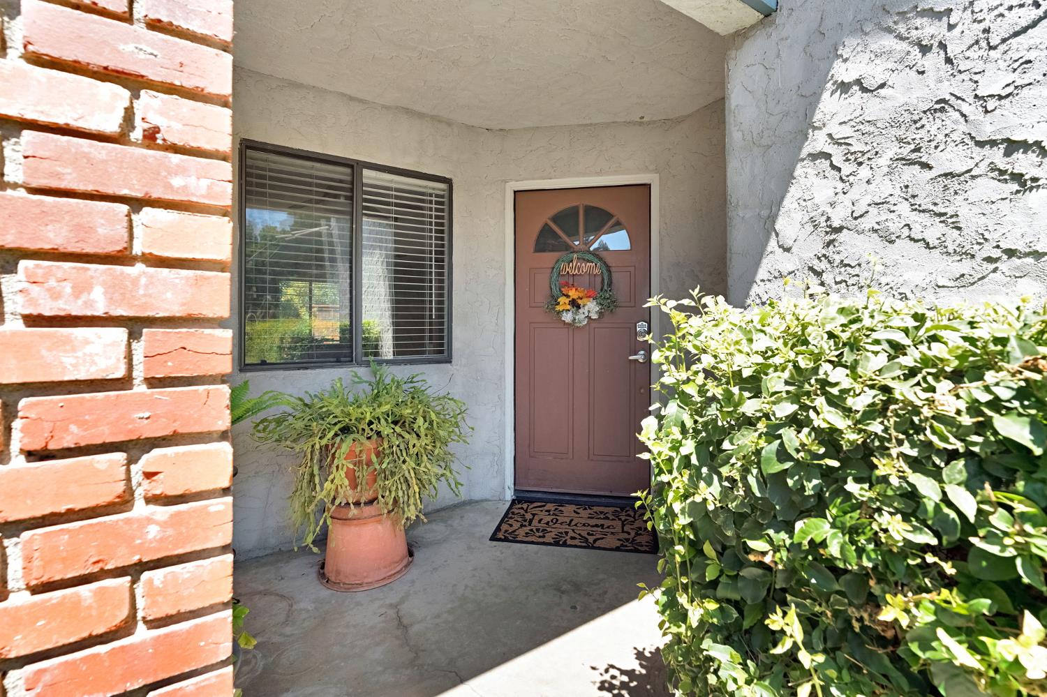 Single Family in Fresno - photo 2