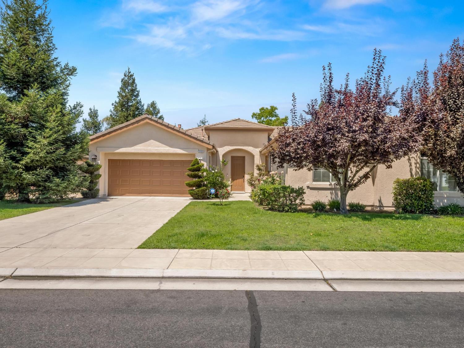 Featured listings