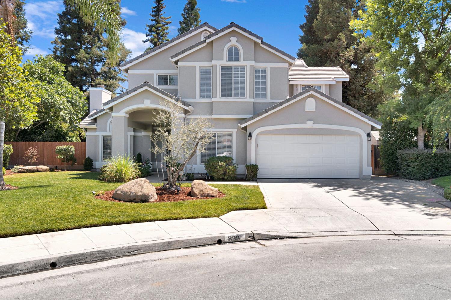 Featured listings