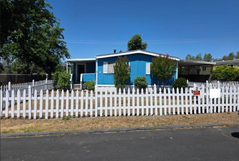 Mobile Home in Auberry - main photo