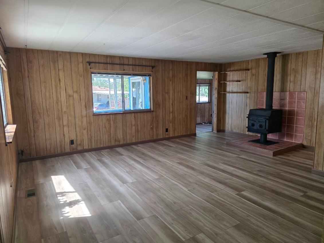 Mobile Home in Auberry - photo 3