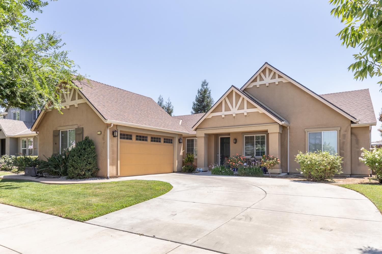Featured listings
