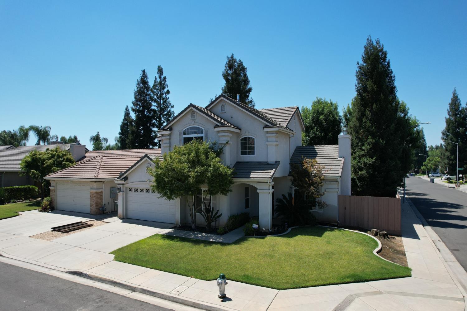 Featured listings