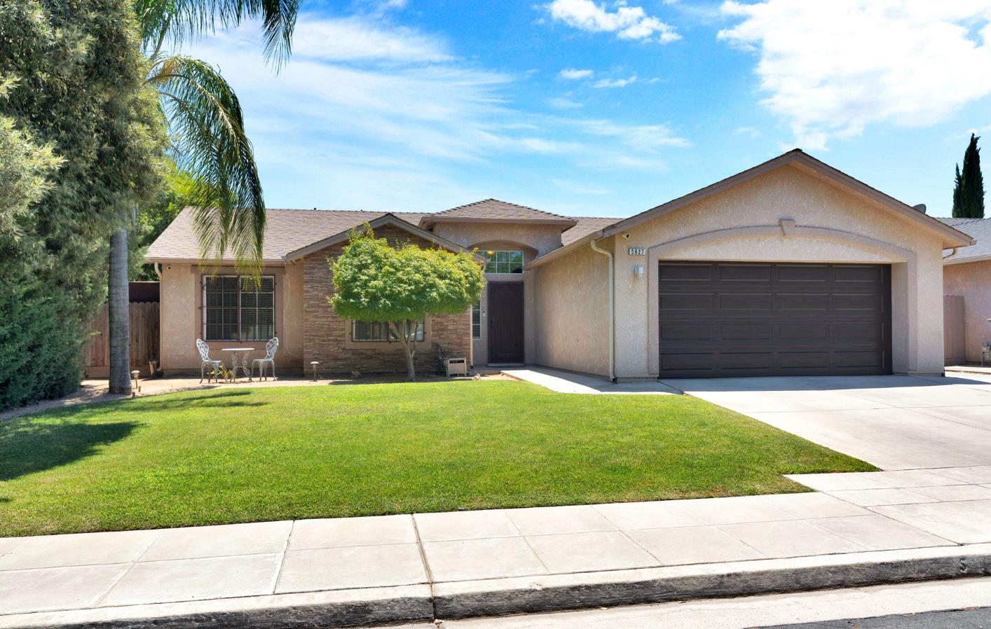 Featured listings