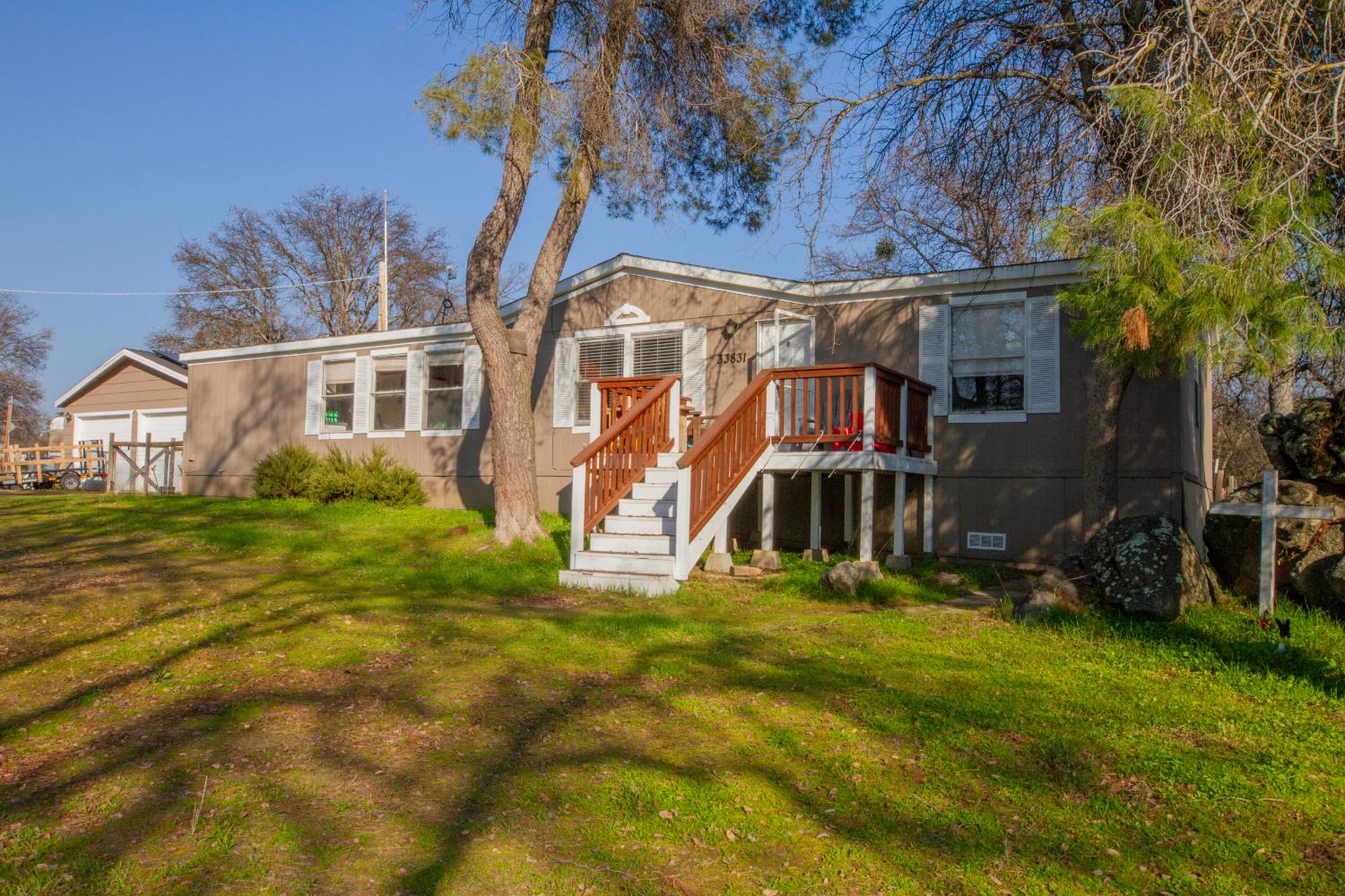 Featured listings