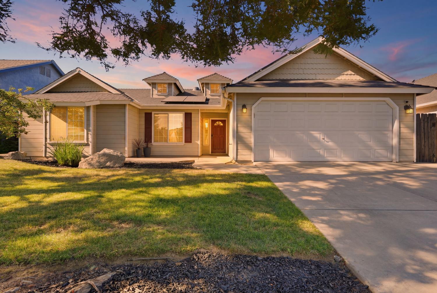 Featured listings