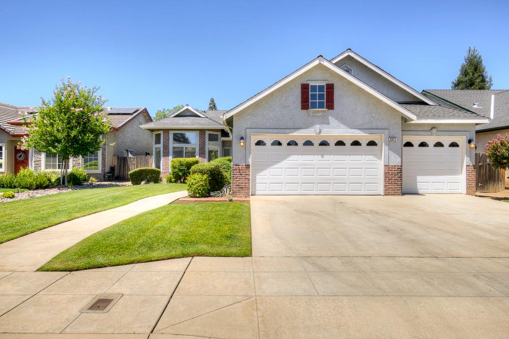 Featured listings