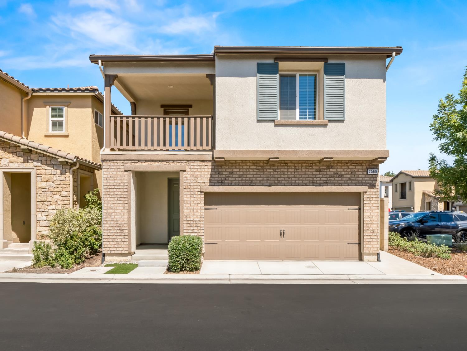 Featured listings