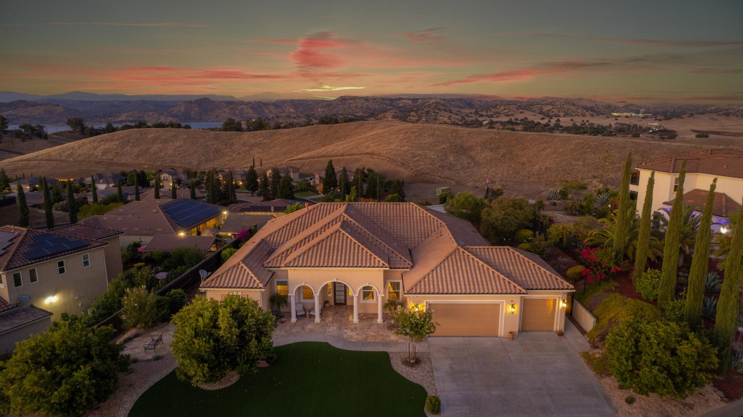 Featured listings