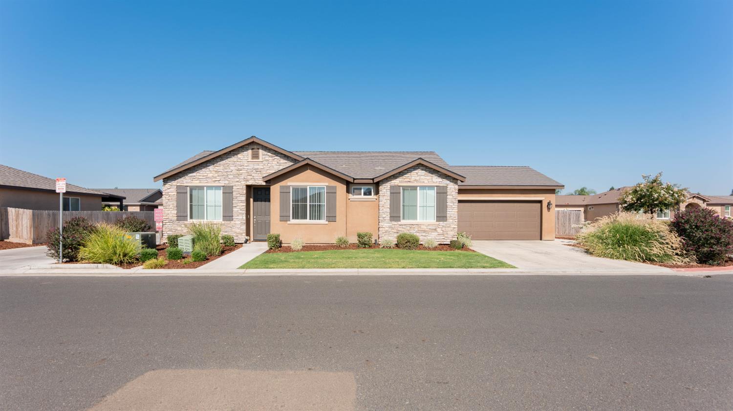 Featured listings