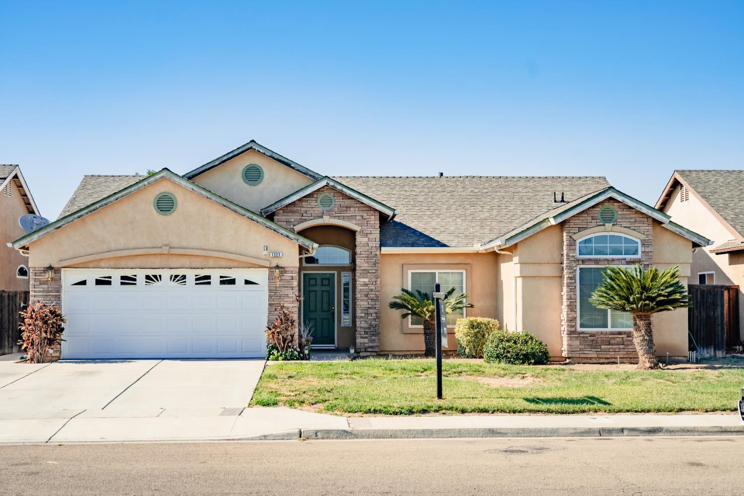 Featured listings