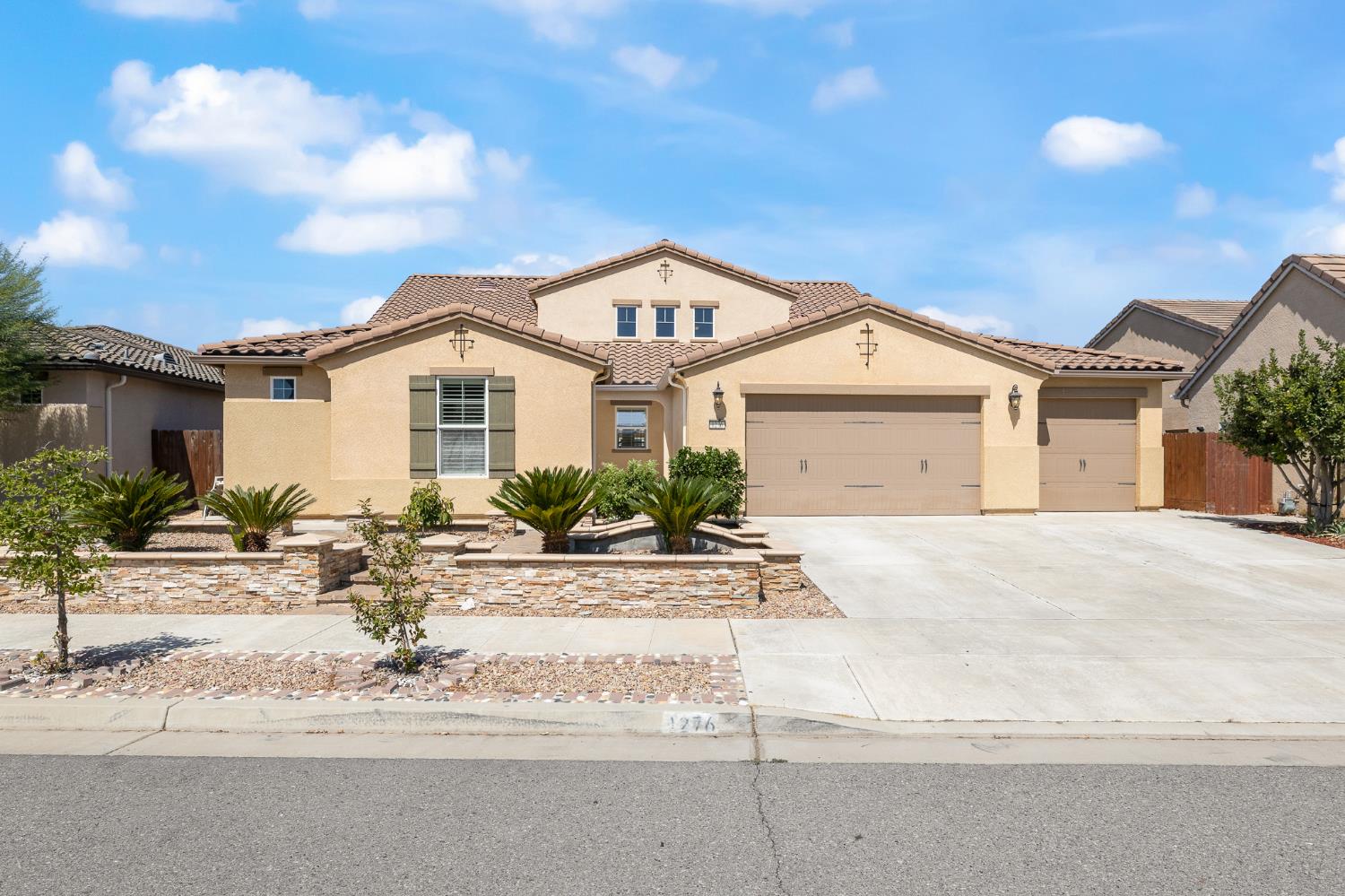 Featured listings