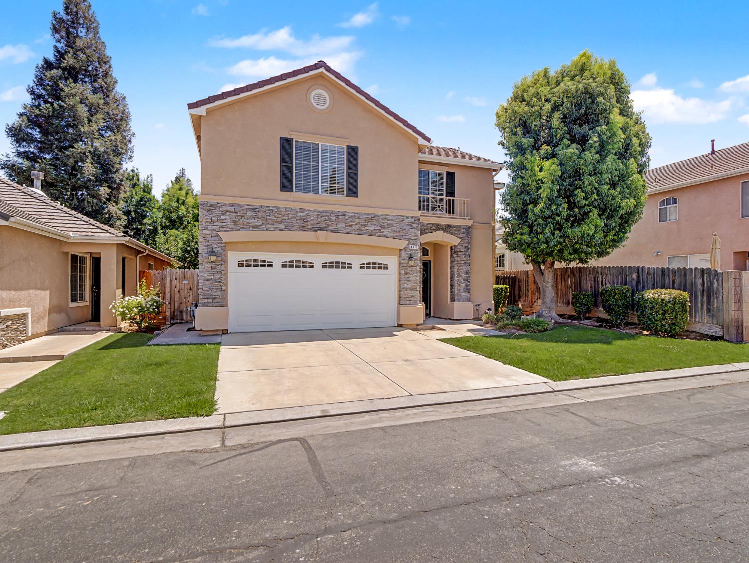 Featured listings