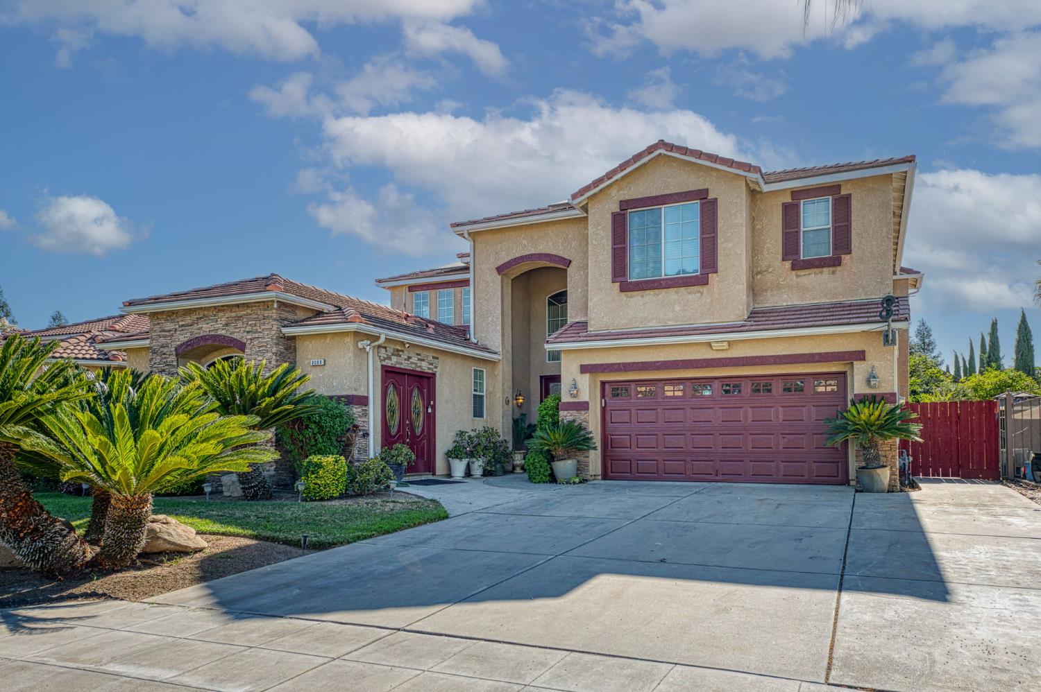 Featured listings
