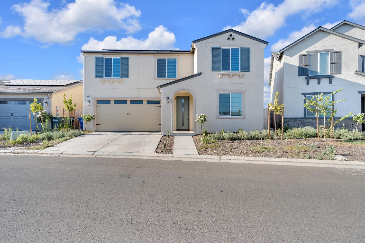 Featured listings