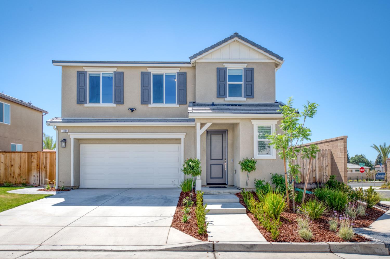Featured listings