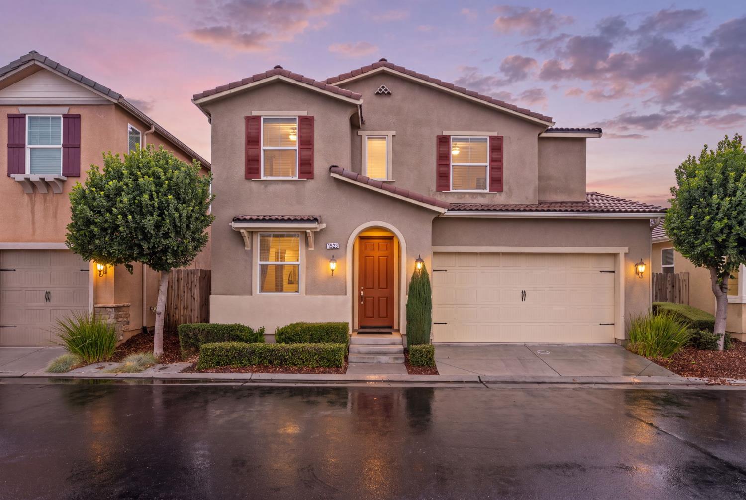 Featured listings
