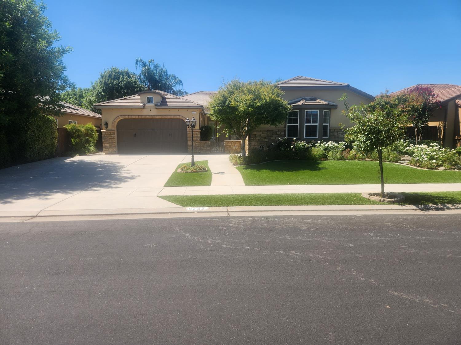 Featured listings