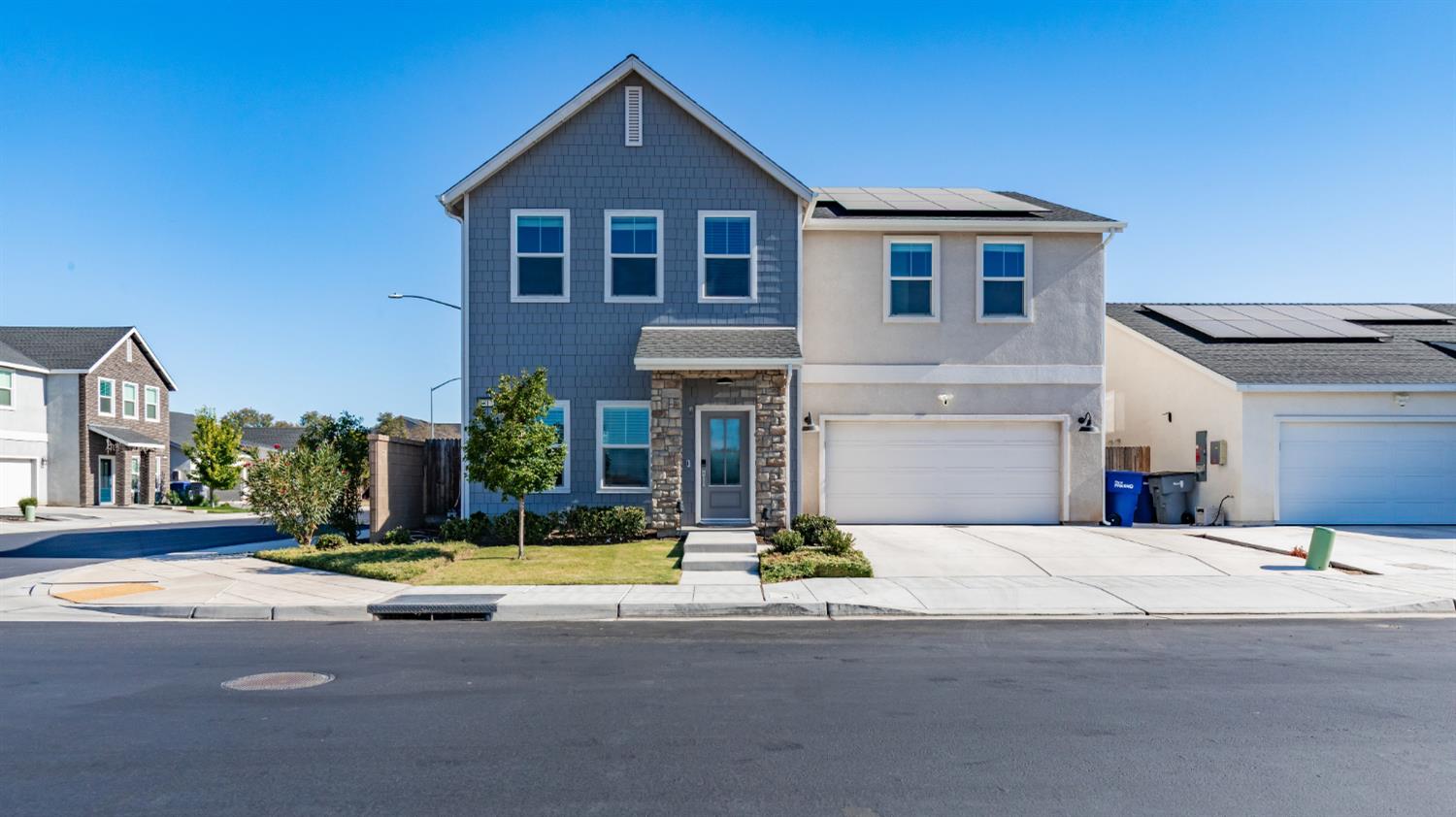 Featured listings