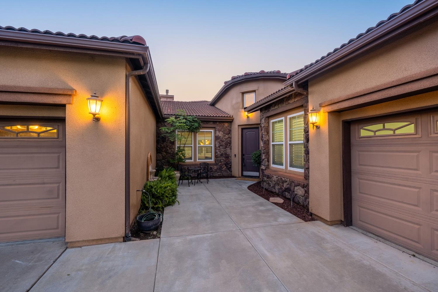 Featured listings
