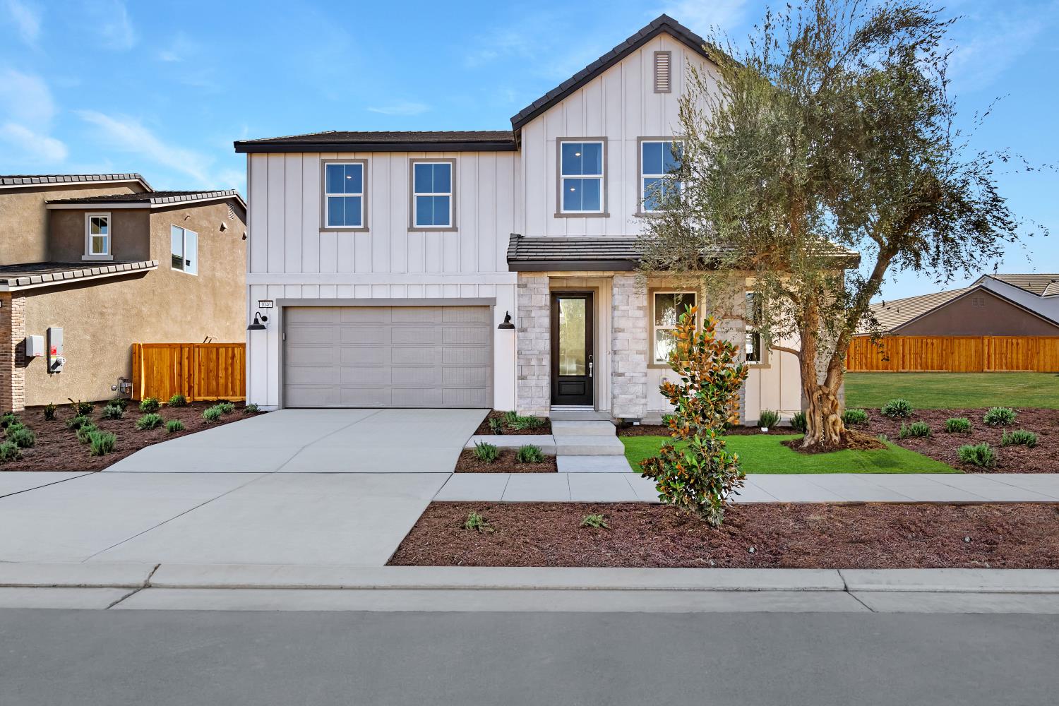 Featured listings