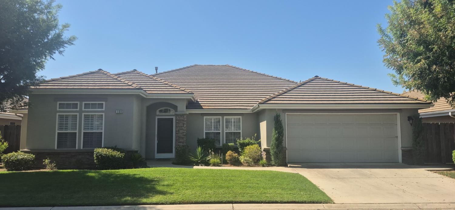 <p>Fresno-Clovis Featured listings</p>
