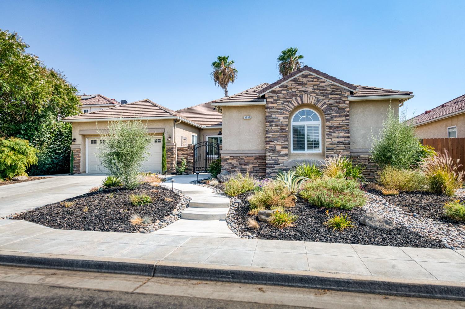 Featured listings