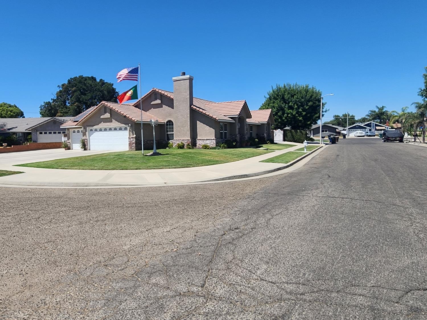 Featured listings