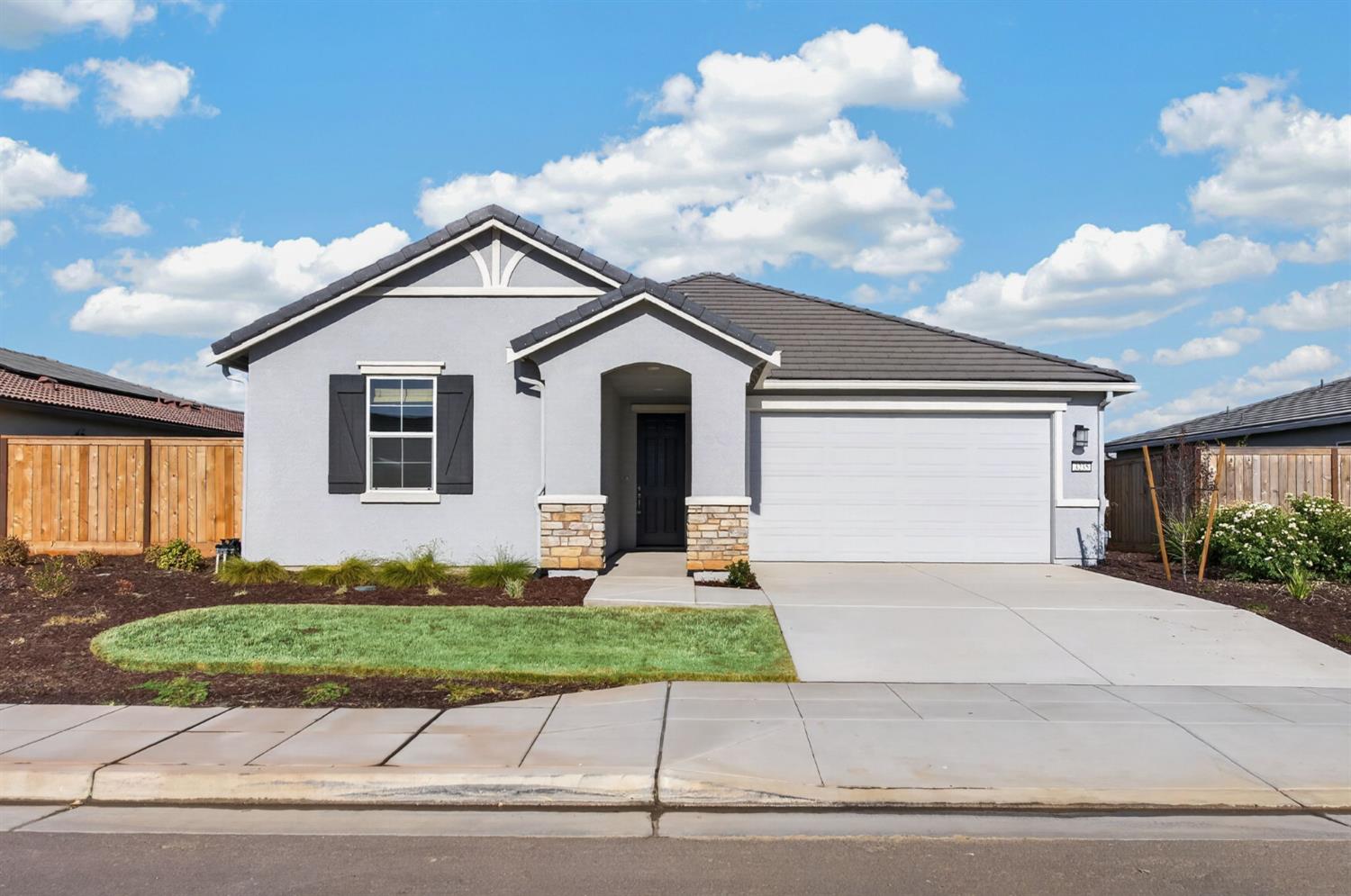 Featured listings