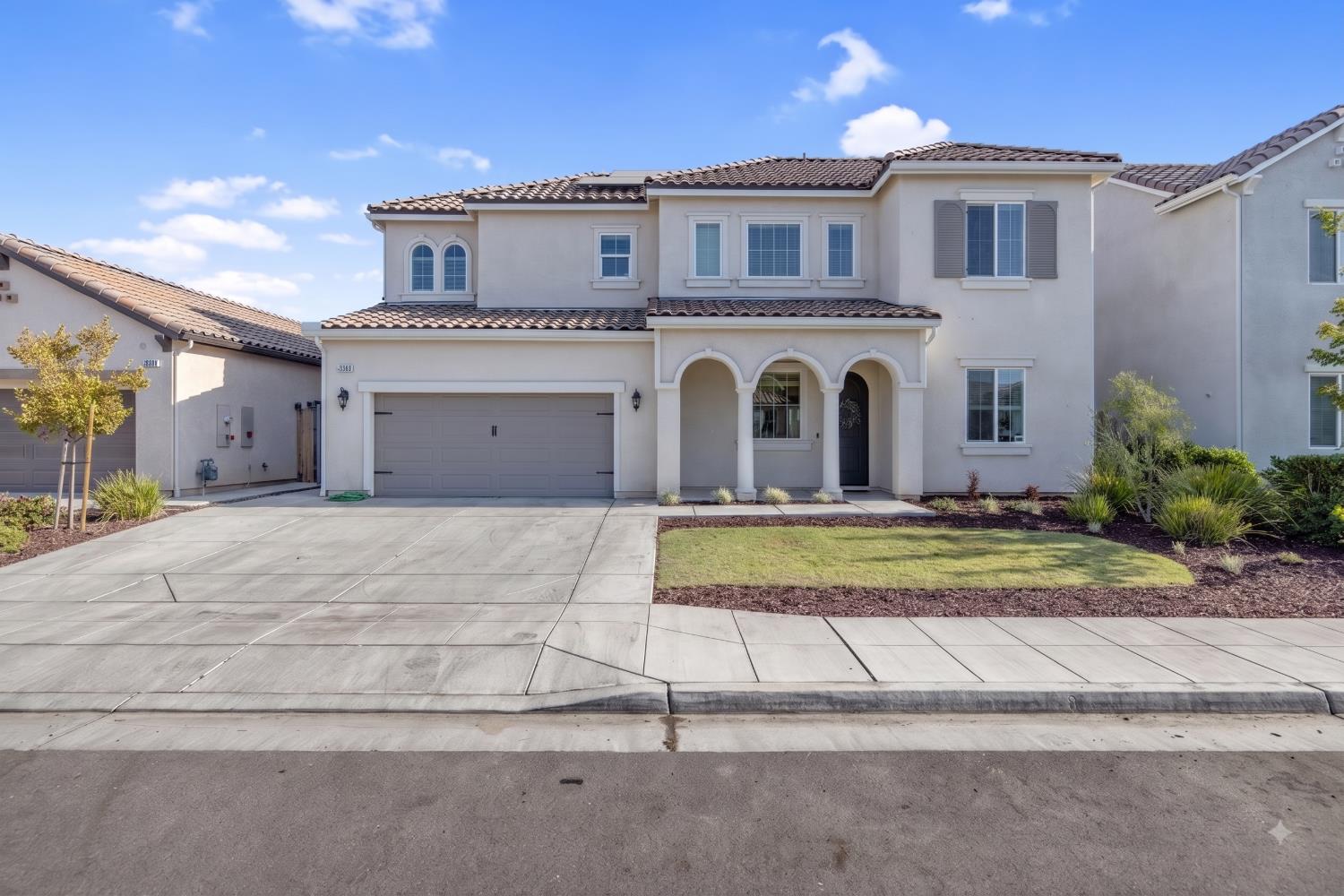 Featured listings