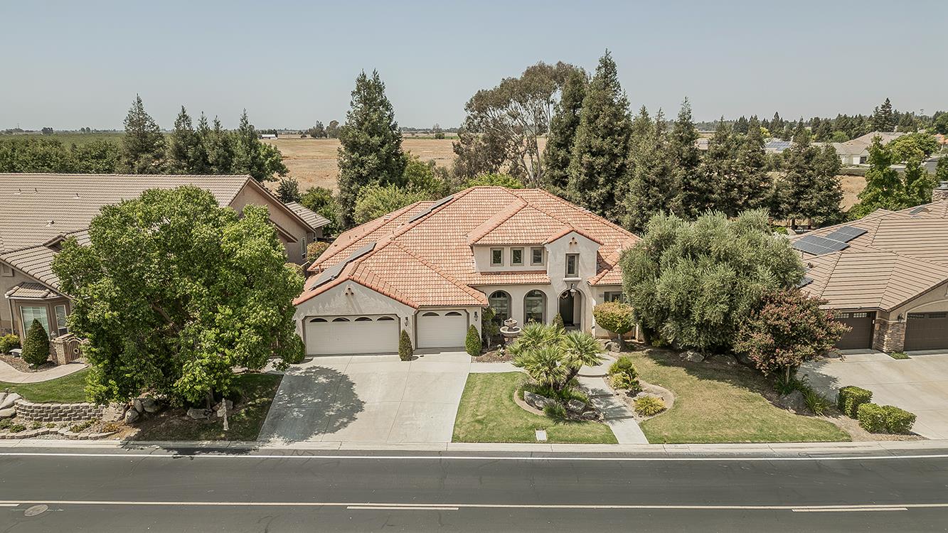 Featured listings