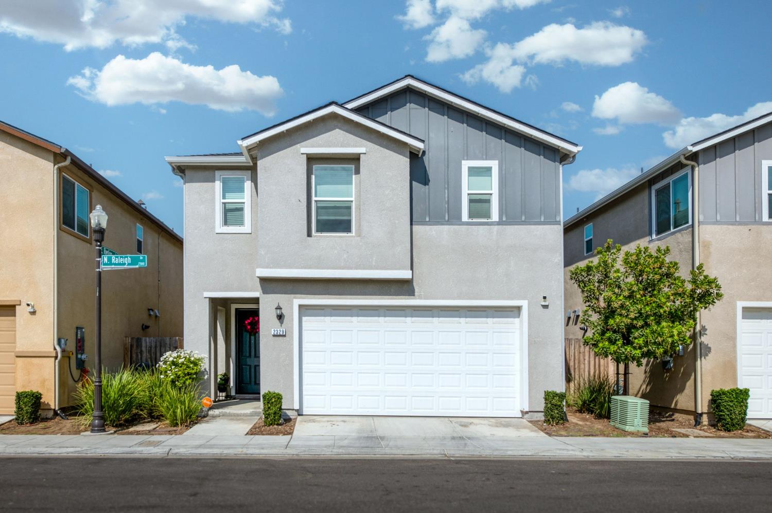 Featured listings