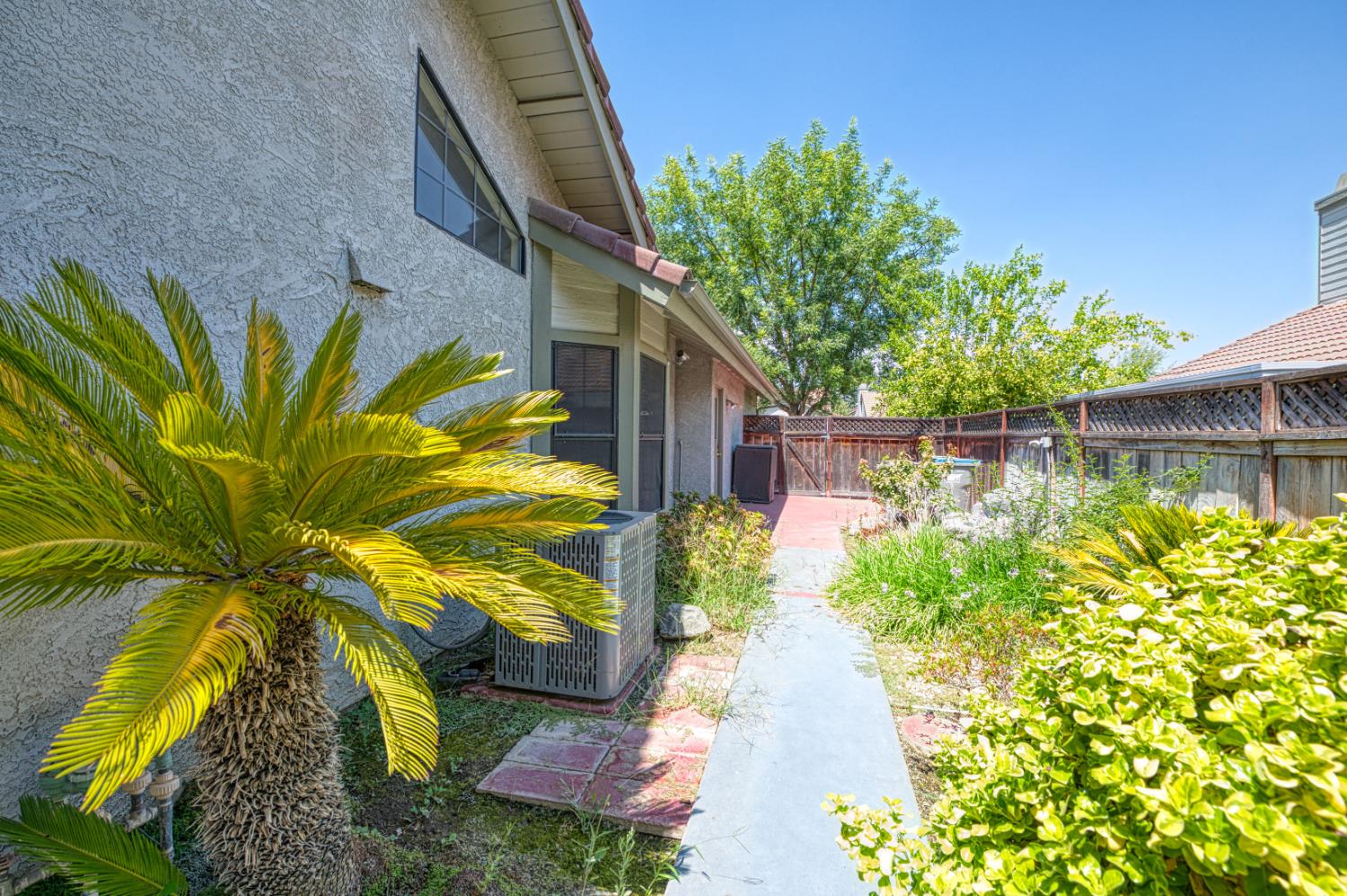 1229 W Bullard Avenue 130
