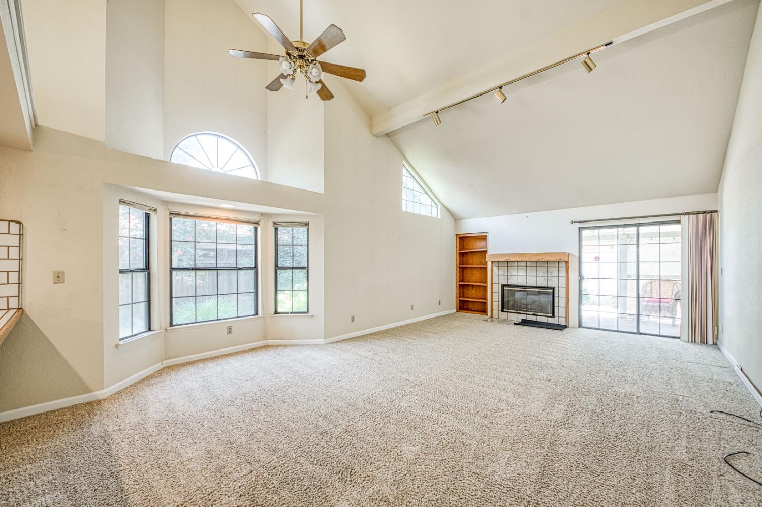 1229 W Bullard Avenue 130
