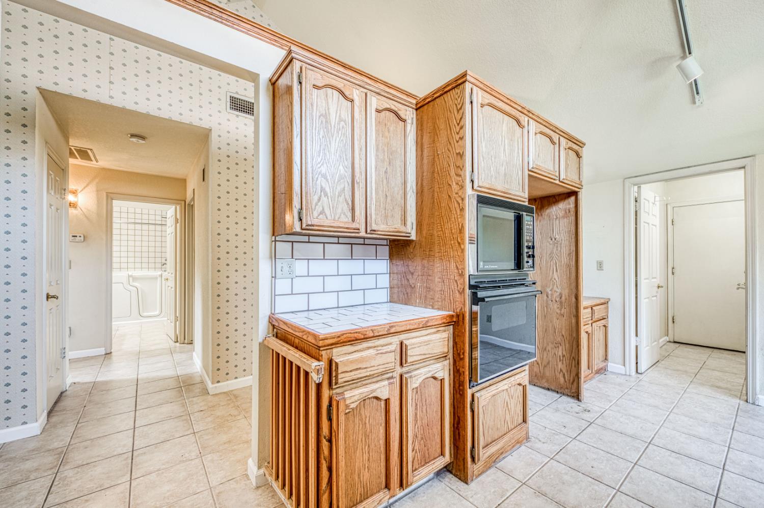 1229 W Bullard Avenue 130