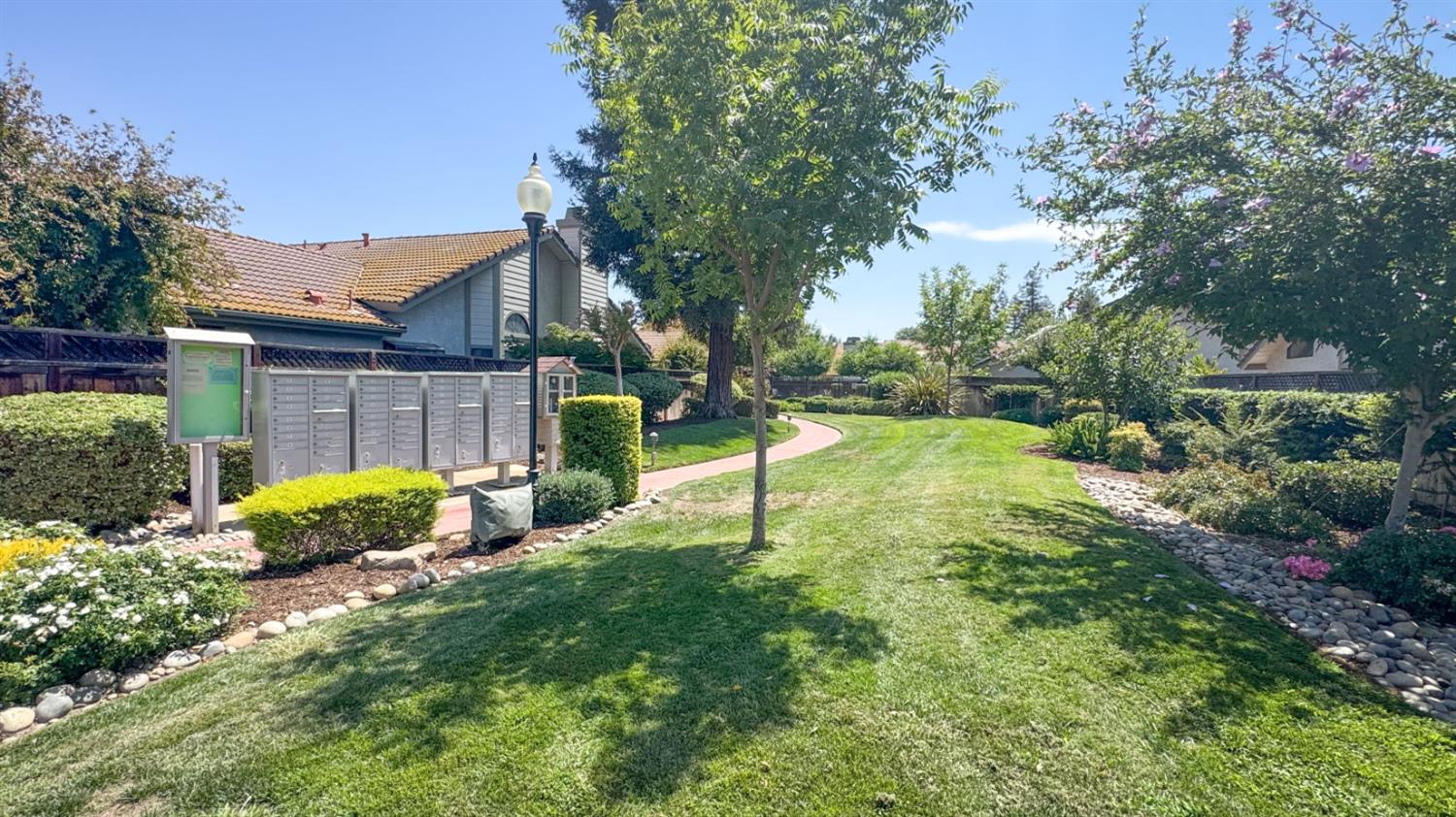 1229 W Bullard Avenue 130
