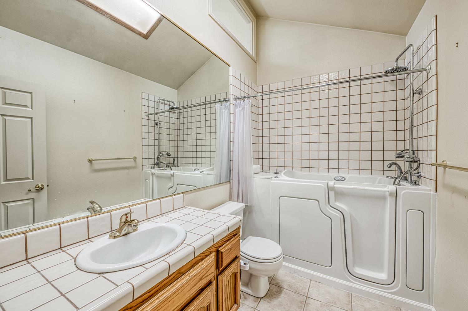 1229 W Bullard Avenue 130