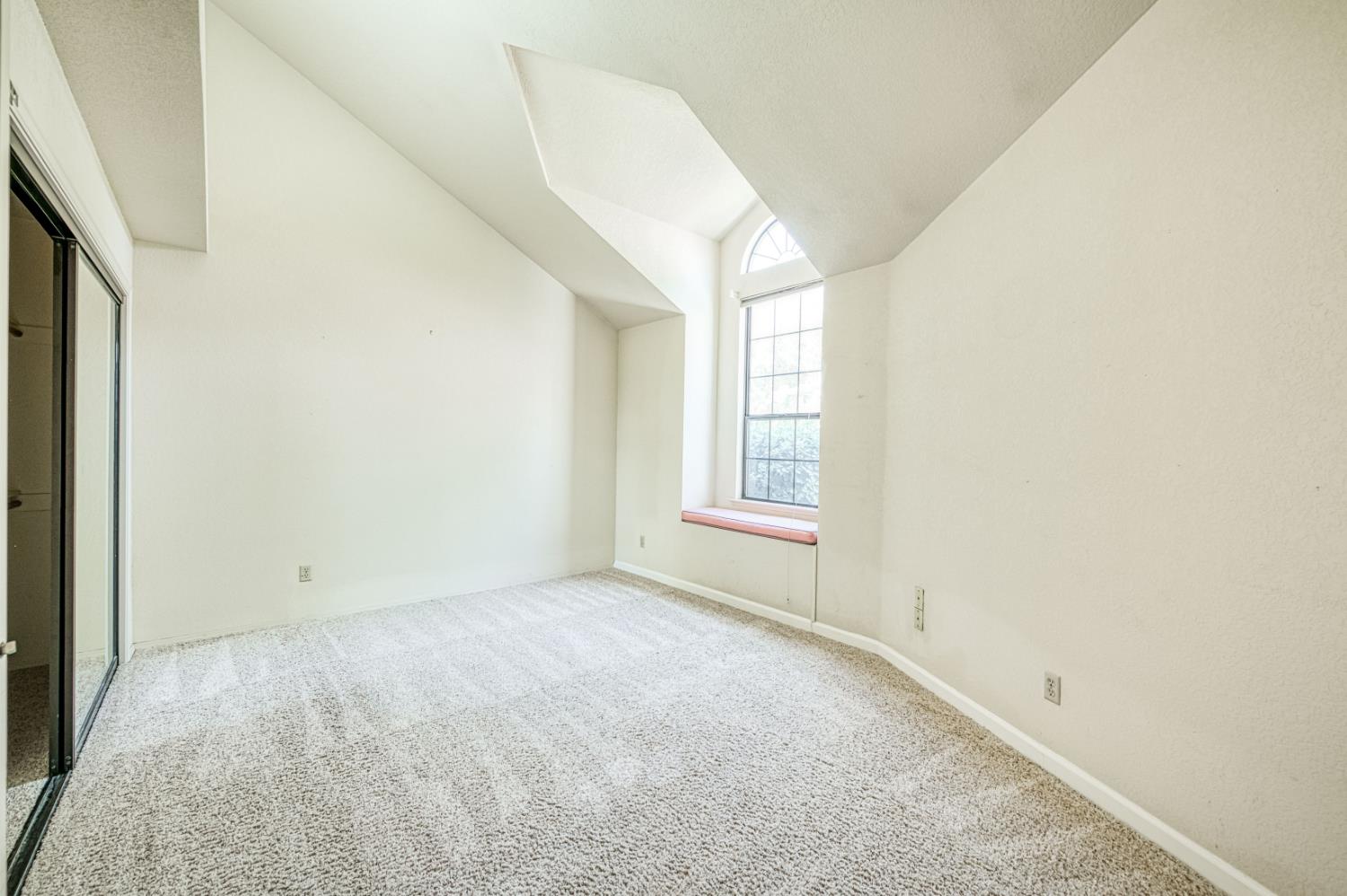 1229 W Bullard Avenue 130