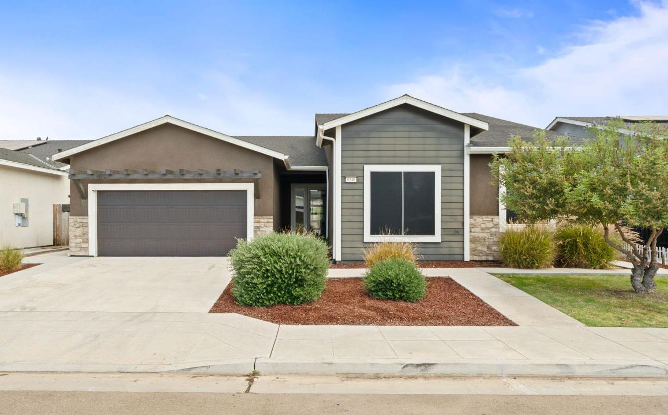 Featured listings