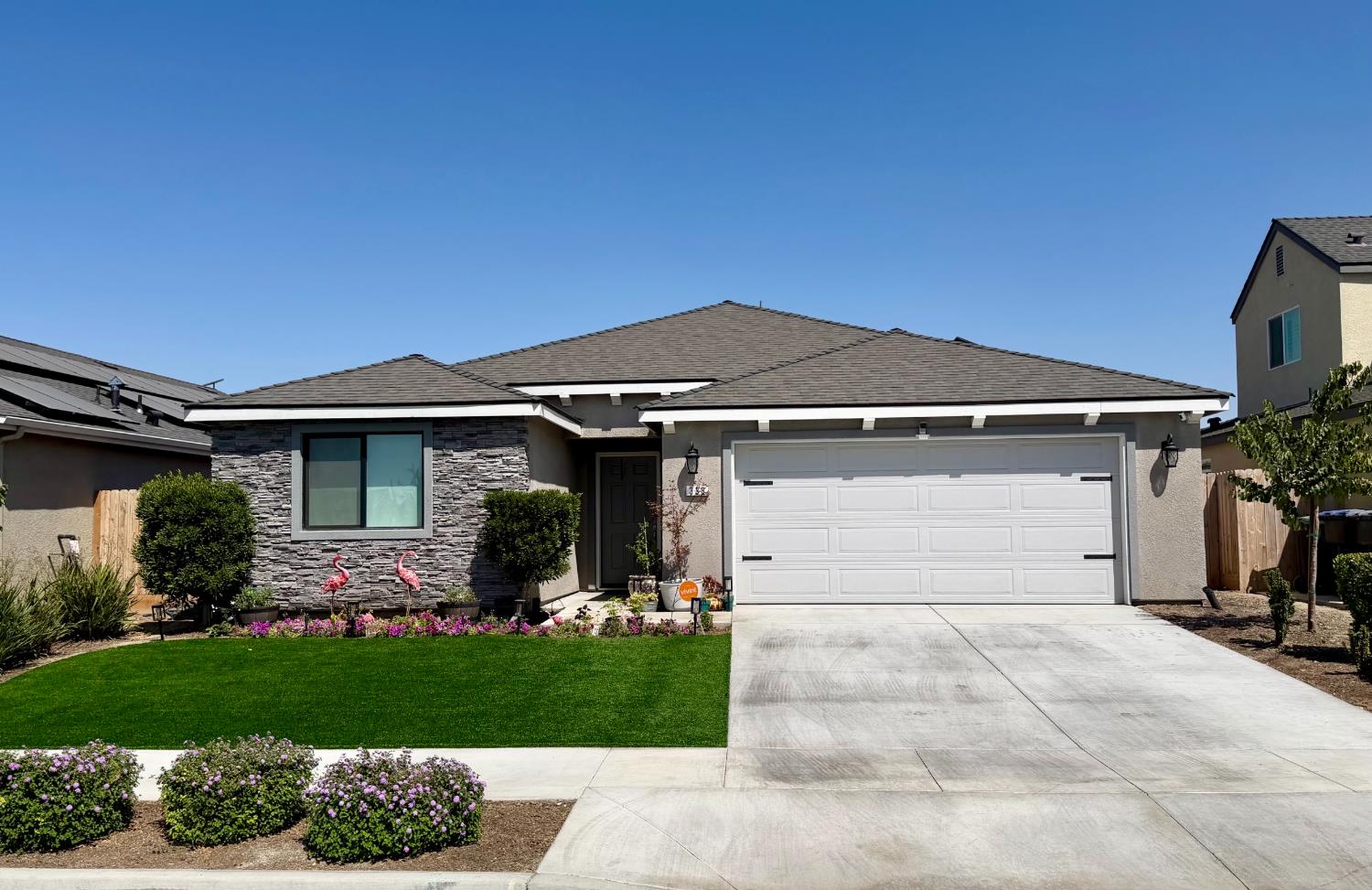 Featured listings