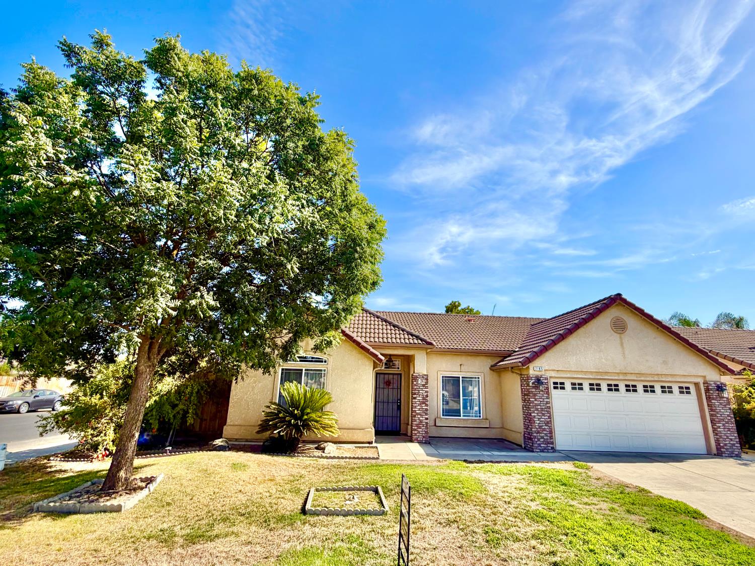 Featured listings